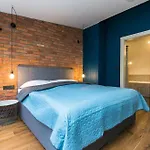 דירה Funky Lux 2 Bedroom Loft In The Old Town *